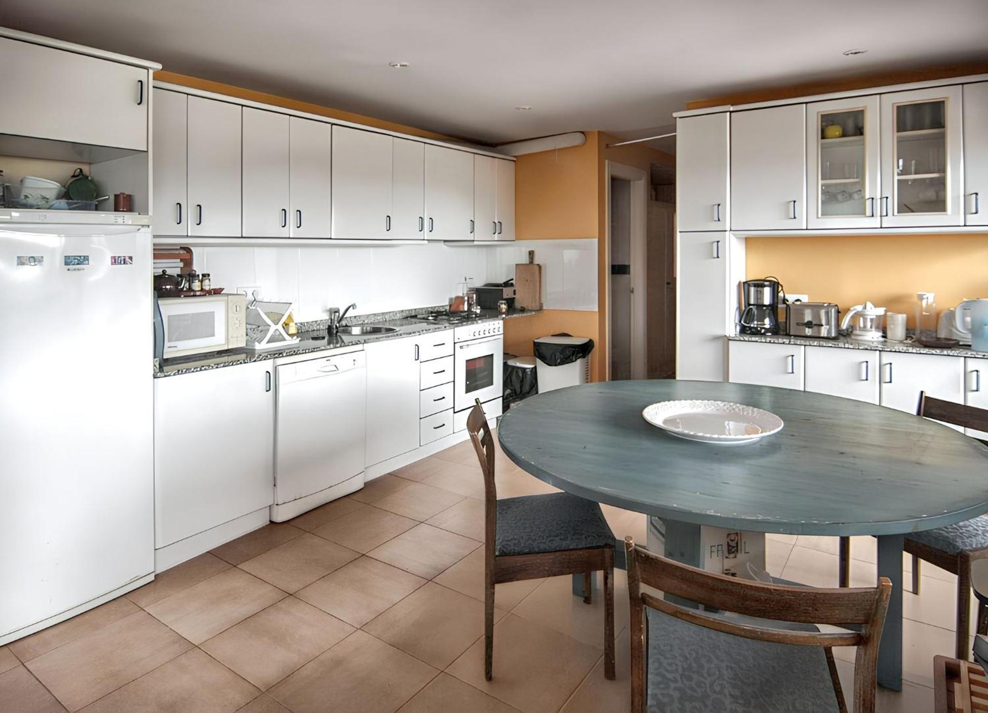 Spacious House With Sea View In Liencres + Jacuzzi Eksteriør billede