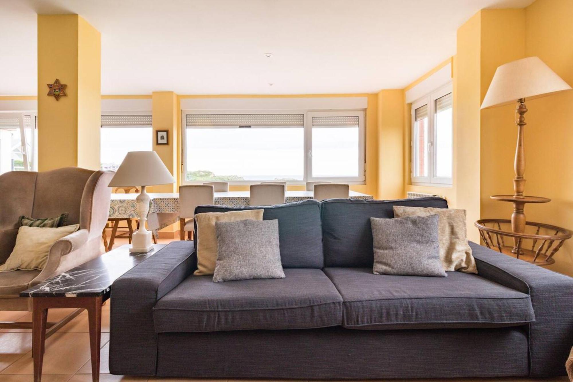 Spacious House With Sea View In Liencres + Jacuzzi Eksteriør billede